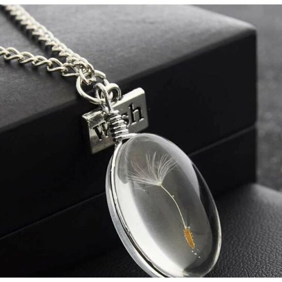Boutique Glass Oval Dandelion Wish Pendant Necklace - Picture 3 of 4